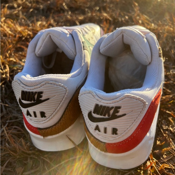 Nike Multicolor Animal Print Sneakers - Picture 11 of 15